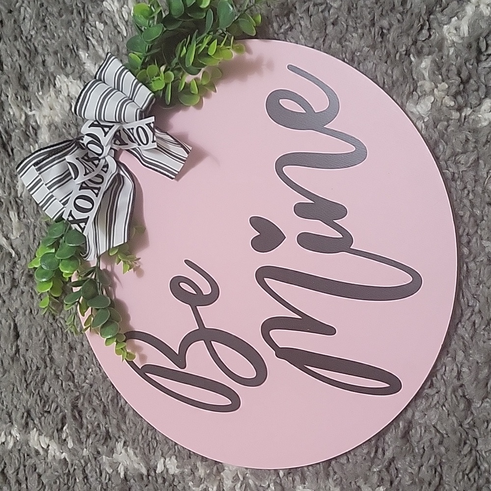 Huntington Home Valentine's Day Circle Sign NEW❤️